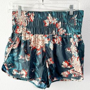 Free People movement green floral high waist short med